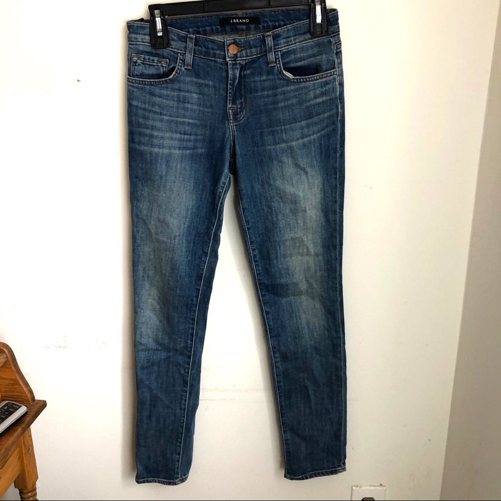J Brand Jeans Ellis Mid Rise Size 24 J Brand Jeans Ellis Mid Rise Size 24